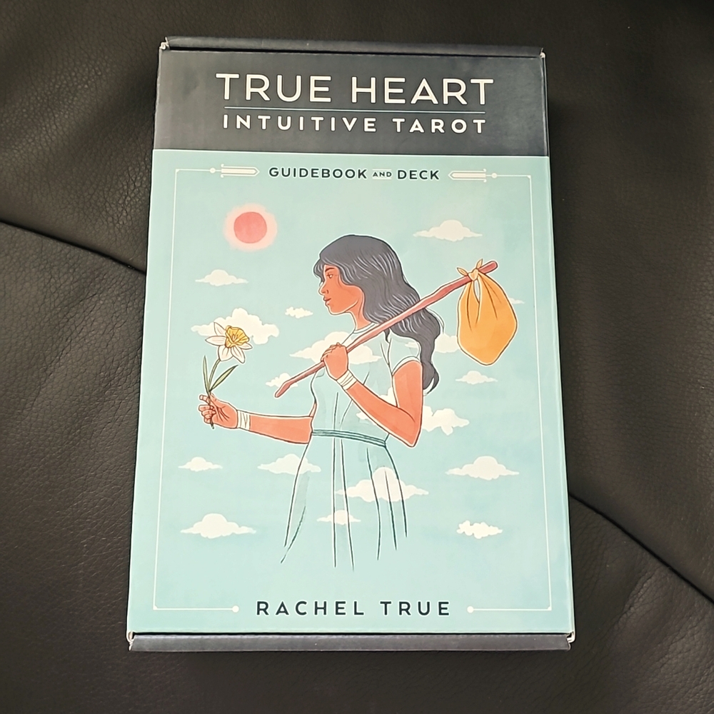 Complete set of Tarot Cards. Beautiful design NWT.